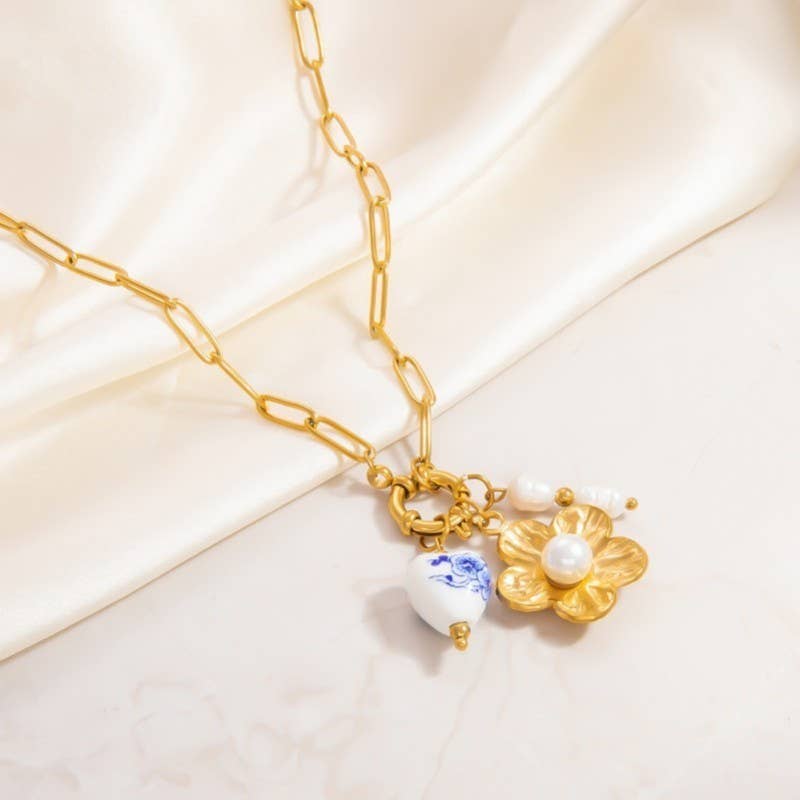 FLORAL PORCELAIN PEARL CLUSTER CHARM NECKLACE | 80N91614