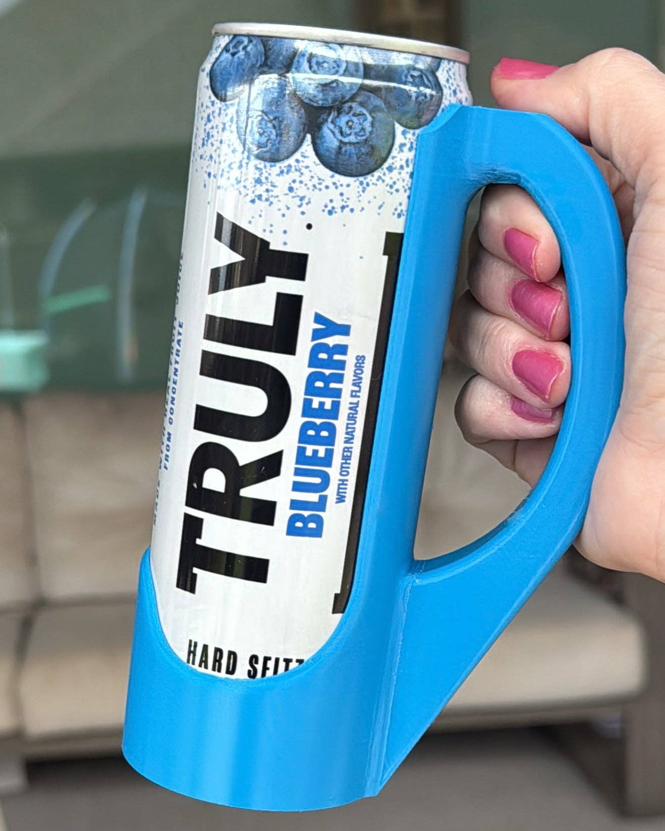 Sipzey Skinny Can Handle Holder