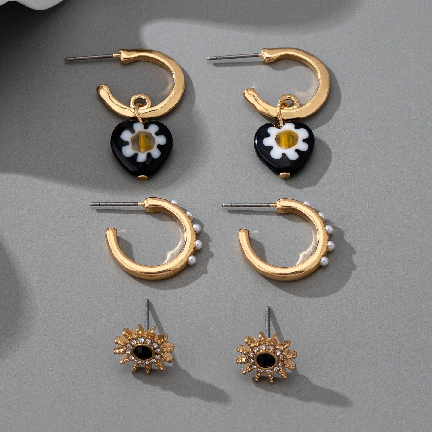 HUGGIE TRIO EARRINGS | 80E61515