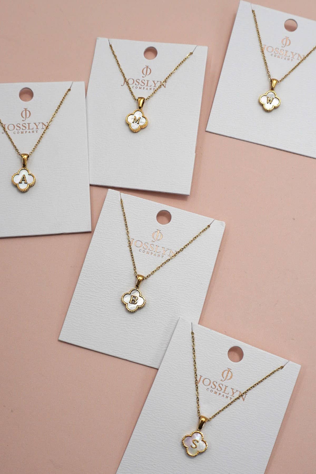 18K STAINLESS CLOVER INITIAL NECKLACE | 40NK9487