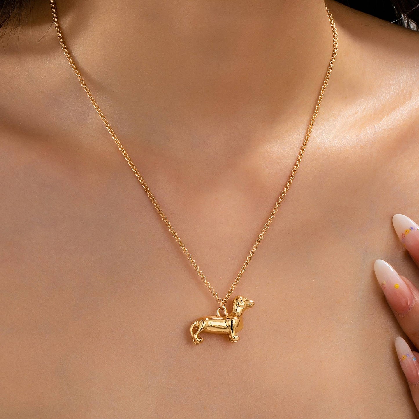 Gold-Tone Dachshund Dog Pendant Necklace | 80N93008