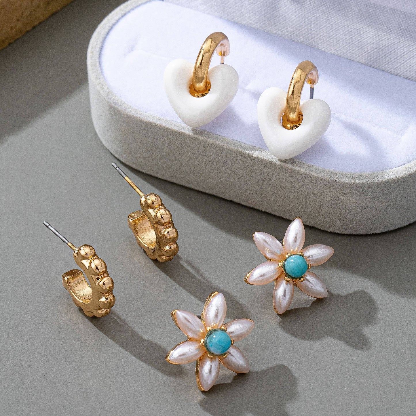 HUGGIE HOOP FLORAL TRIO EARRINGS 80E61540