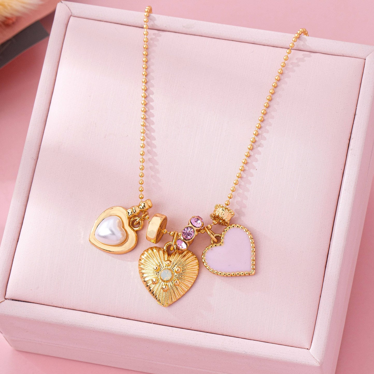 Multi-Heart Charm Necklace | 80N92883
