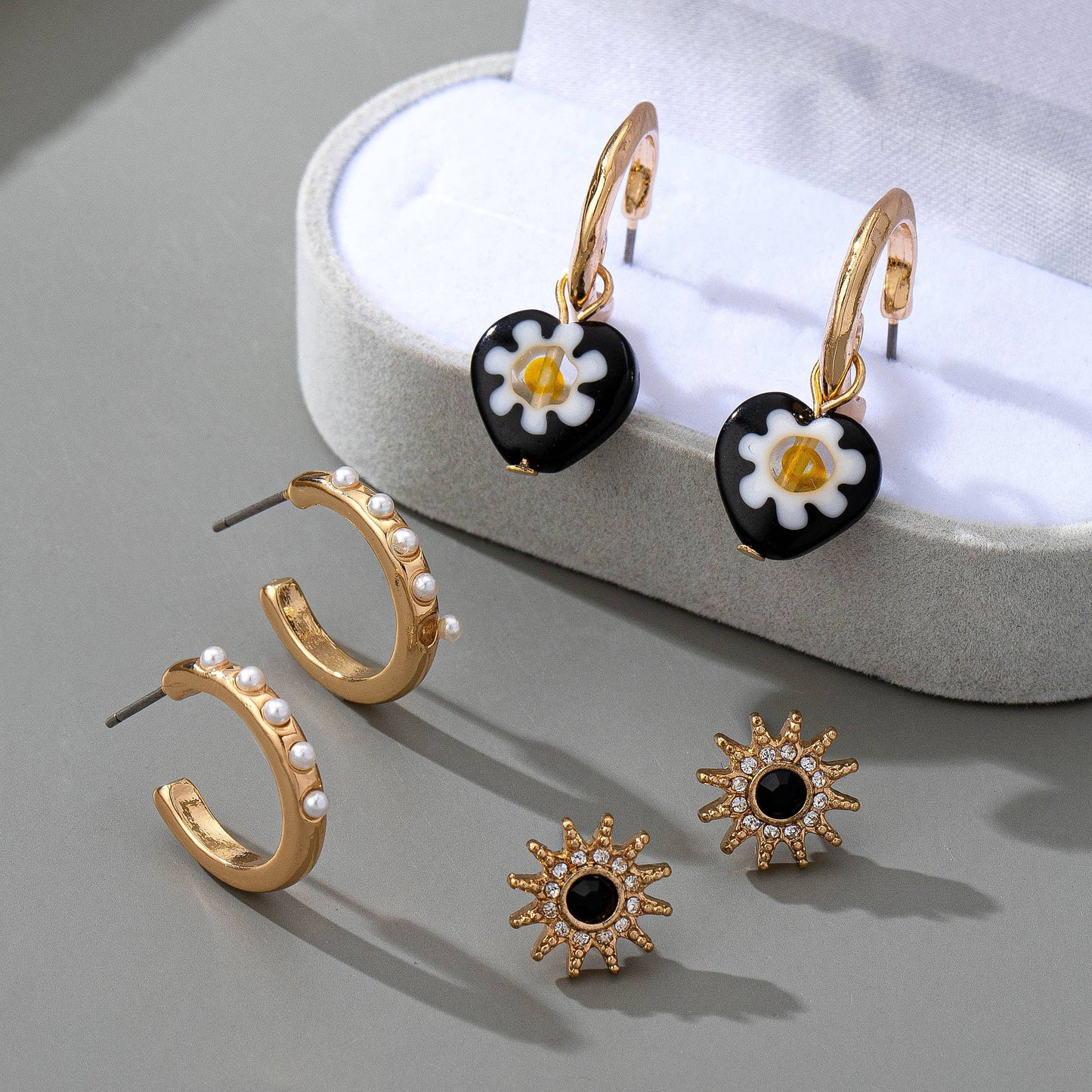 HUGGIE TRIO EARRINGS | 80E61515